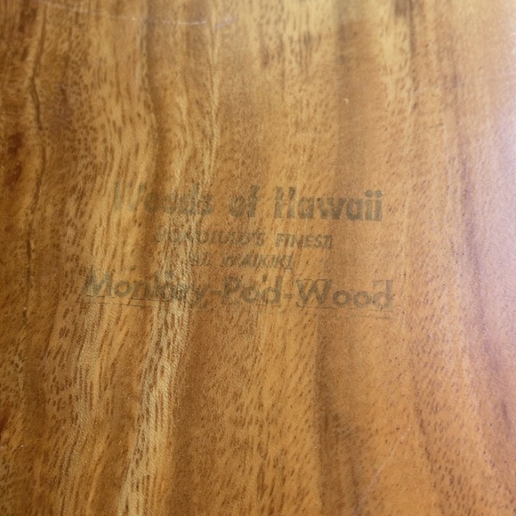 Natural Monkey Pod Wood Chip and Dip serving tray - Picture 4 of 4